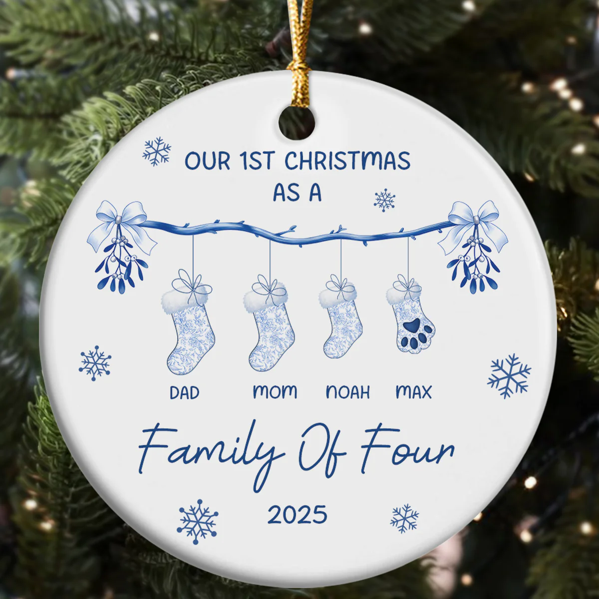 First Christmas Stock Family Toile De Jouy - Personalized Round Shaped Ceramic Ornament - Image 5