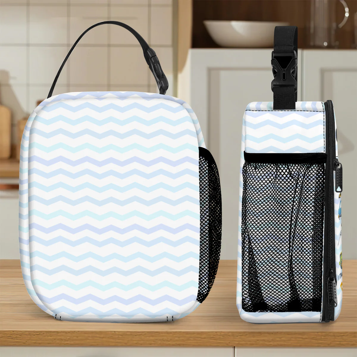 God Says I Am - Personalized Lunch Bag - Image 3
