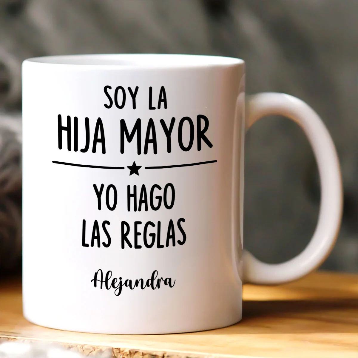 ¿QUIÉN HACE LAS REGLAS? - Personalized Ceramic Coffee Mug - Image 2